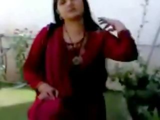Grand charmant indien tante être en une porno sexe film montrer - un m