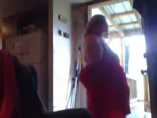 Voluptuous BBW Granny Showing Off