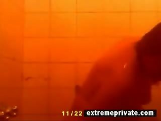 Skrite kamera moj showering bbw mum 42 let