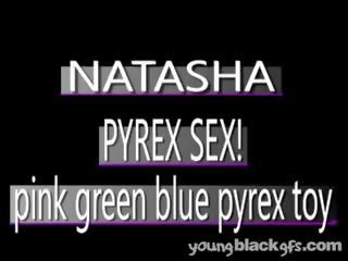 Busty trẻ đen yêu natasha